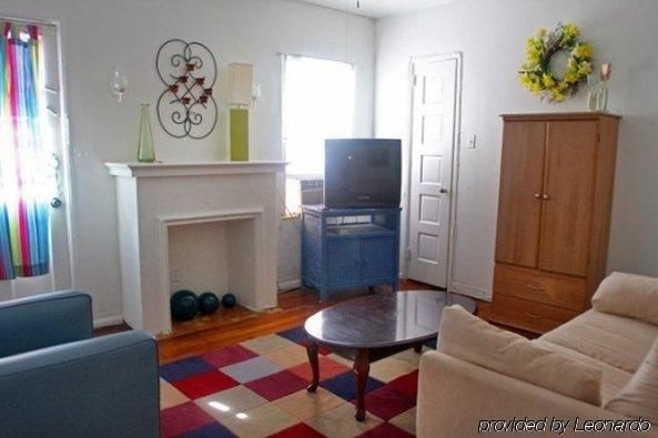 Angelfish Inn3