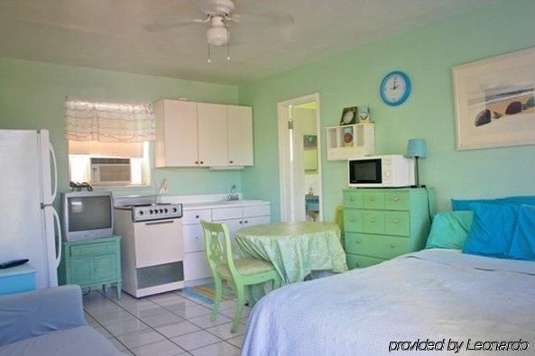 Angelfish Inn2