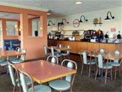 Howard Johnson Inn International1