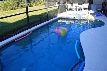 American Vacation Homes4