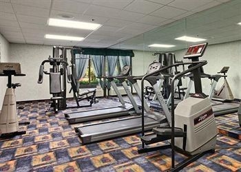 Clarion Hotel Maingate4
