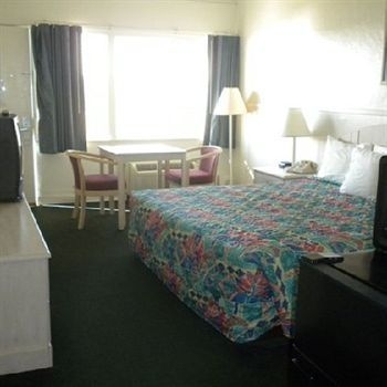 Days Inn Panama City Bayside2
