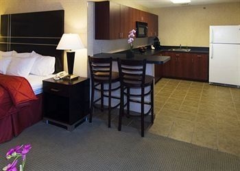 Comfort Inn And Suites Griffin1