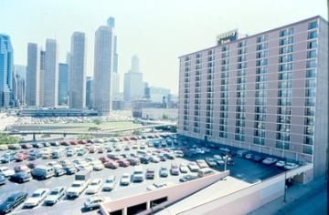 Crown Plaza Metro1