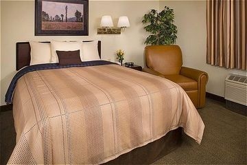 CANDLEWOOD SUITES CHICAGO/LIBERTYVILLE4