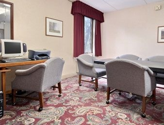 RAMADA WAUKEGAN GURNEE0