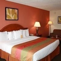 Holiday Inn Chicago North Shore (Skokie)3