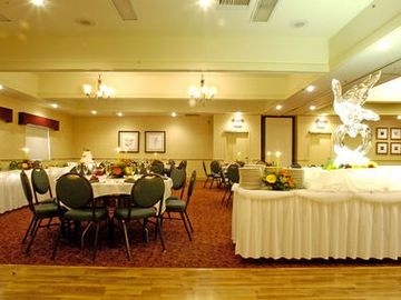 BEST WESTERN FRONTIER INN0