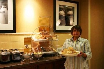 HAMPTON INN SUITES SIOUX CITYS3