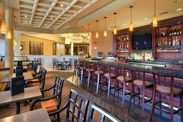 DOUBLETREE HOTEL OVERLAND PARK1