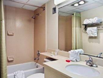 Ramada Conference Center Salina2