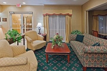 HOLIDAY INN EXPRESS WICHITA4