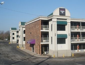 Knights Inn Lenexa0
