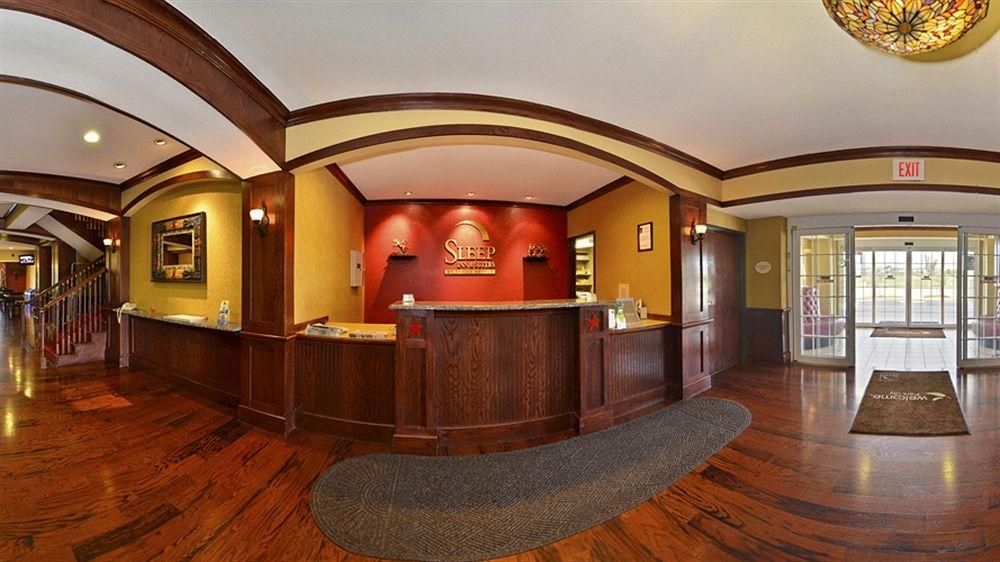 Sleep Inn & Suites2