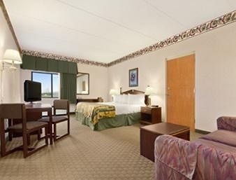 Baymont Inn and Suites Corbin3
