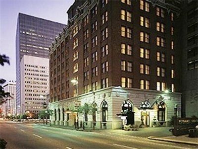 THE WHITNEY WYNDHAM HOTEL1