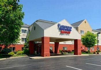 Fairfield Inn & Suites Frederick0