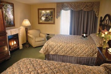 CAPE CODDER RESORT1