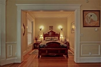The Gryphon House2