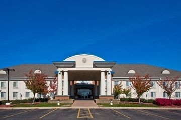 HOLIDAY INN EXPRESS HOTEL & SUITES WATERFORD0