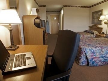 BEST WESTERN HOTEL & RESTAURANT4