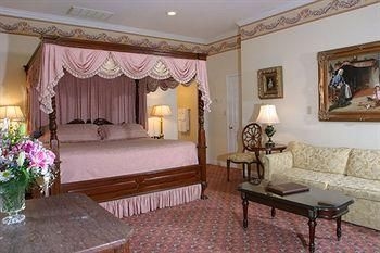 Monmouth Plantation3