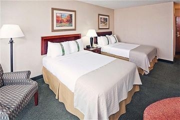 HOLIDAY INN JOPLIN-I-44 & US 713