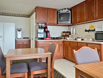 DAYS INN ROLLA3