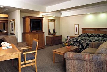 EXECUTIVE ROYAL INN WEST1