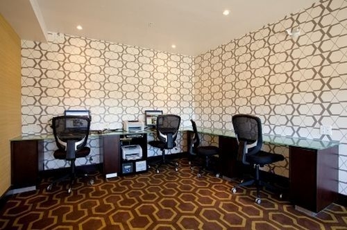 Sandman Hotel & Suites Calgary South1