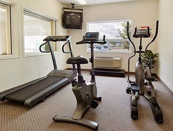 SUPER 8 EDMONTON/WEST1