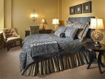 Union Bank Inn0