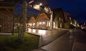 Mystic Springs Chalets And Hot Pools3