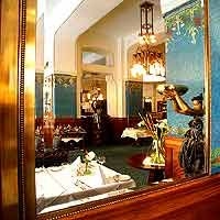 Paris Hotel3