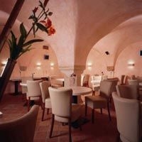 The Iron Gate Hotel Suites4