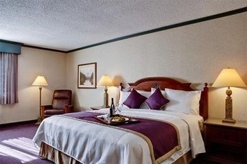 REGENCY LODGE0