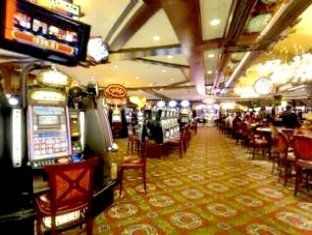 Bill's Gamblin' Hall and Saloon0