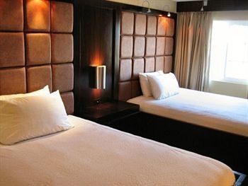 BLUE MOON GAY MENS RESORT1