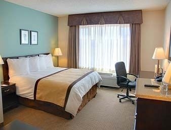 Hawthorn Suites by Wyndham Reno Airport1