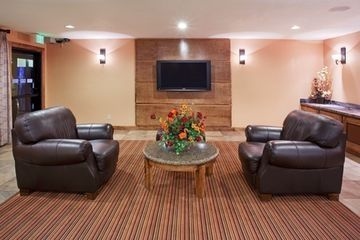 HOLIDAY INN EXPRESS ALBUQUERQUE (I-40 EUBANK)2