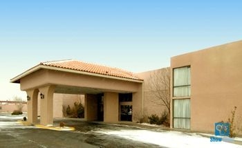 BEST WESTERN INN AND SUITES1