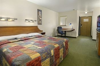 Red Roof Inn And Suites Midtown4