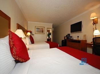 Best Western Airport Inn Suites3