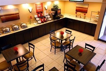 Best Western Airport Inn Suites2