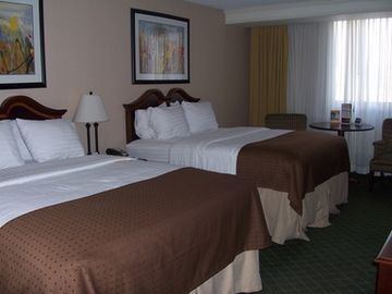 HOLIDAY INN BUFFALO-AMHERST1