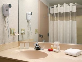 RAMADA AMHERST CONFERENCE CENTER4