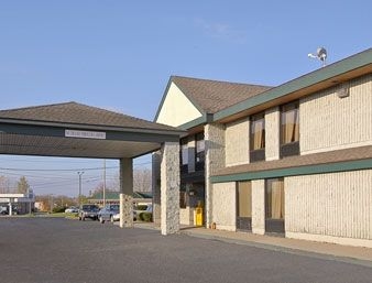 Ramada Limited Syracuse - University/Carrier Circle2