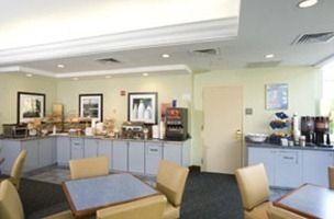 Hampton Inn JFK airport2