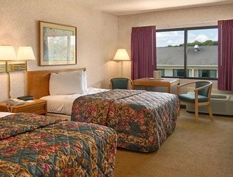 RAMADA ASHEVILLE4