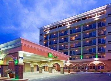 HOLIDAY INN MINOT (RIVERSIDE)0